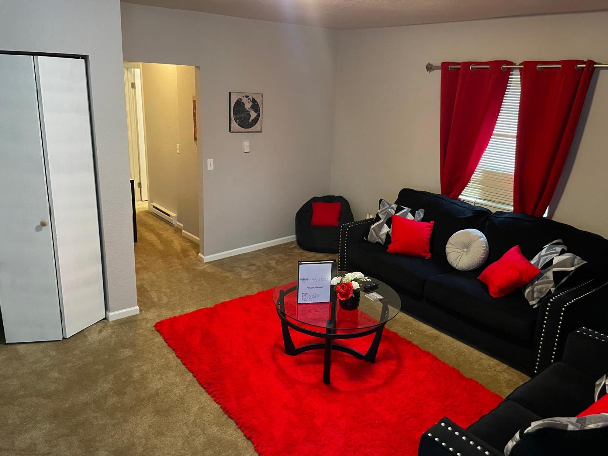Cozy 1 Bed ~ Close To Soaring Eagle And Downtown Mount Pleasant Bagian luar foto